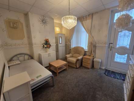 Carlton Terrace, Dewsbury, Image 3