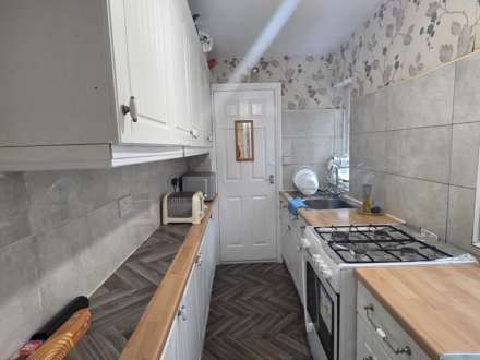 Carlton Terrace, Dewsbury, Image 5