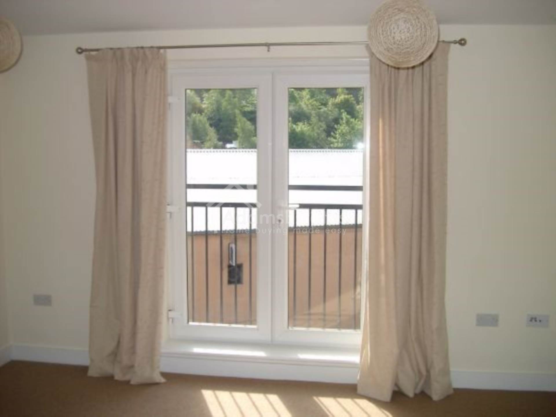 Rotary Close, Dewsbury, Image 6