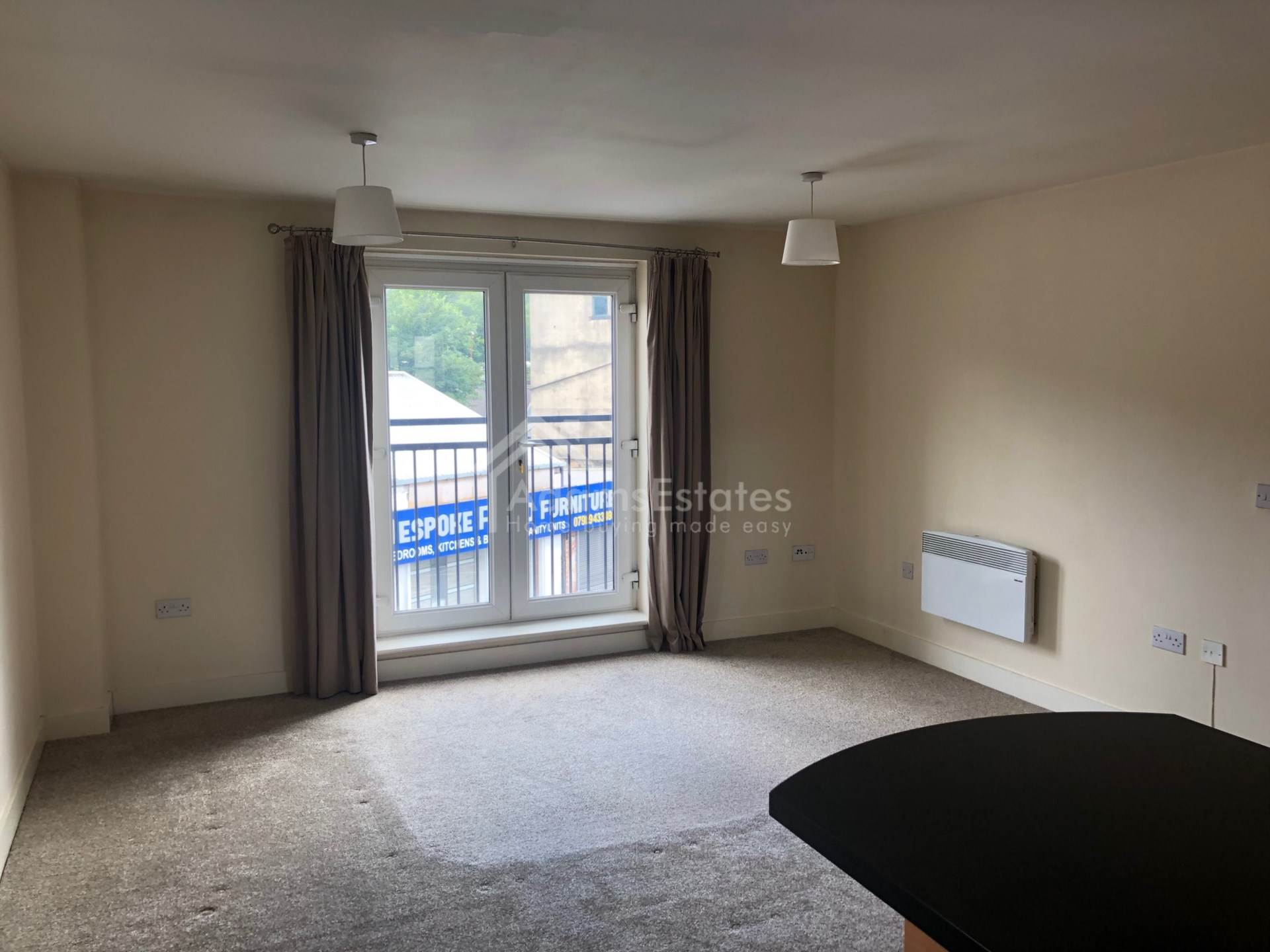 Rotary Close, Dewsbury, Image 7