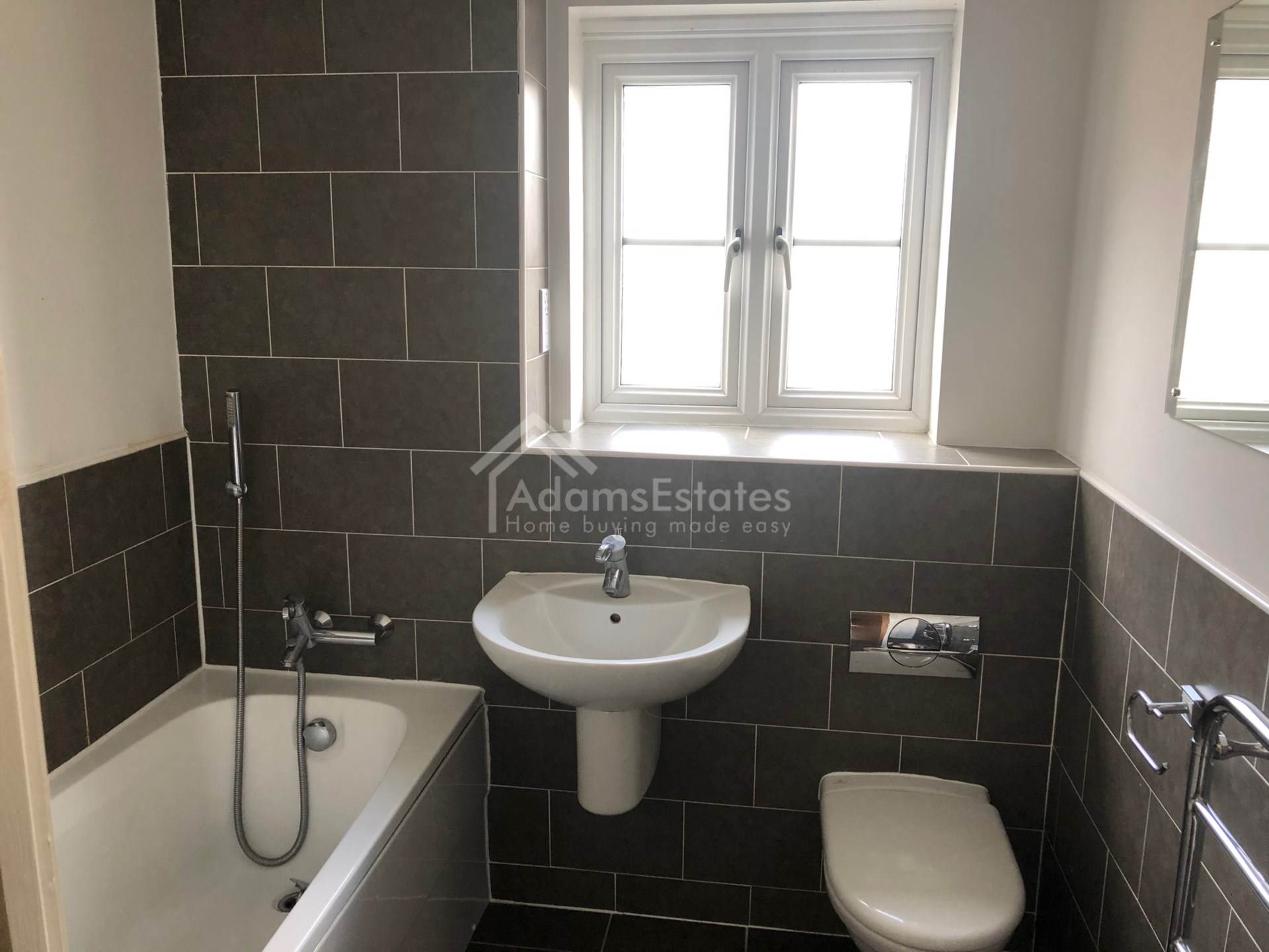 Rotary Close, Dewsbury, Image 8