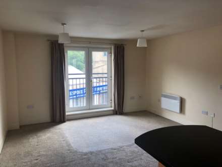 Rotary Close, Dewsbury, Image 7