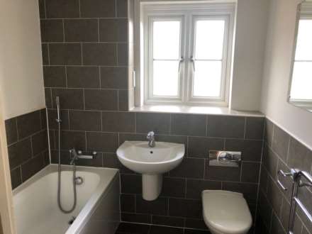 Rotary Close, Dewsbury, Image 8