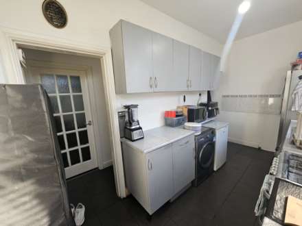 Park View, Dewsbury, Image 3