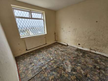 Headfield Road, Dewsbury, Image 12