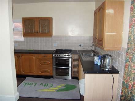 Falcon Road, Dewsbury, Image 6