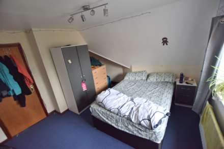 London Road, Reading, Image 6