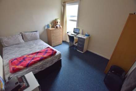 London Road, Reading, Image 9