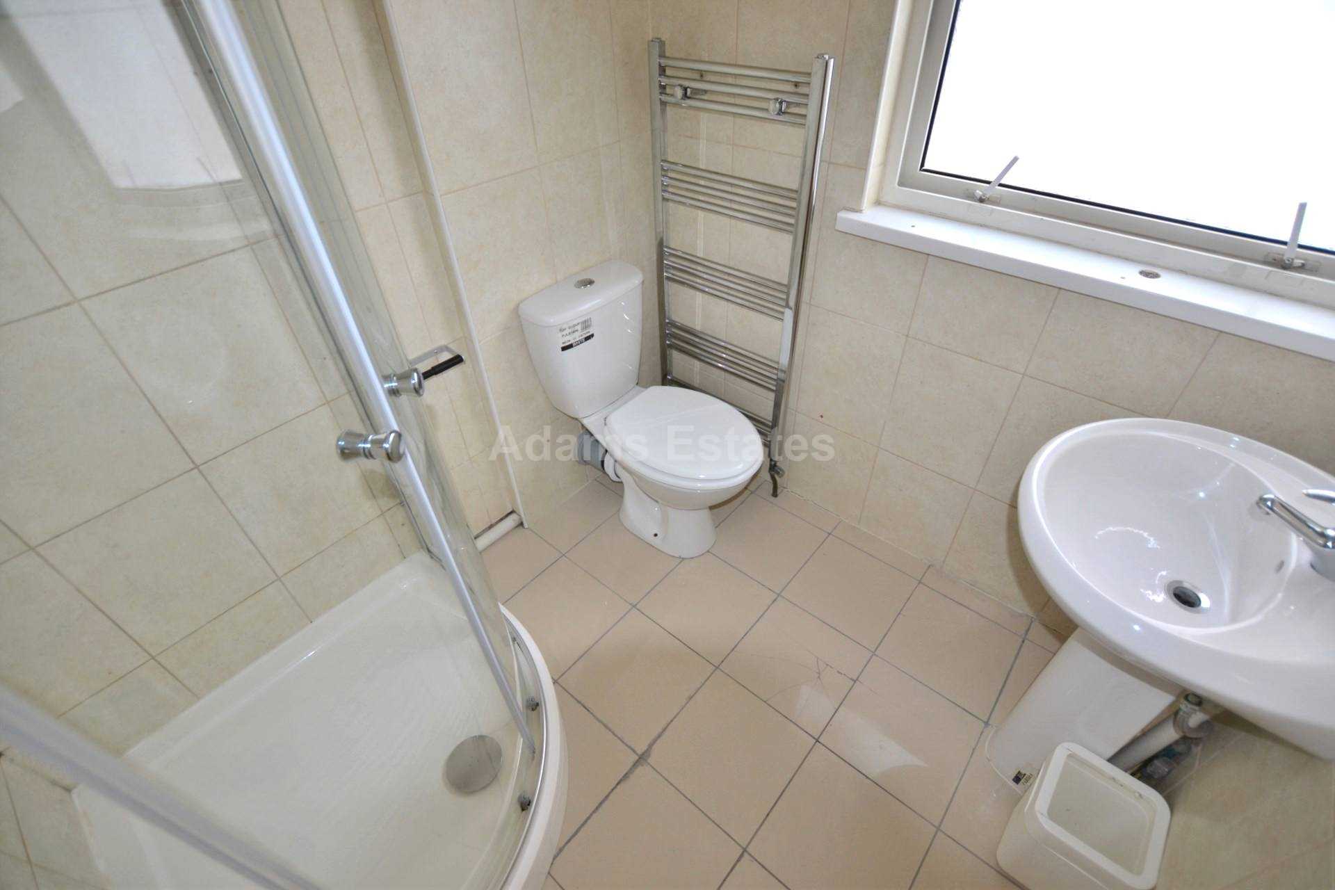 Clayton Walk, Reading, Image 9