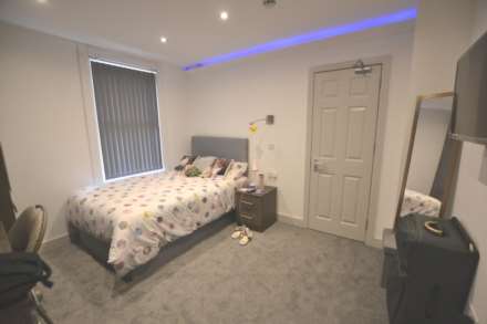 Southampton Street, Reading, Image 8