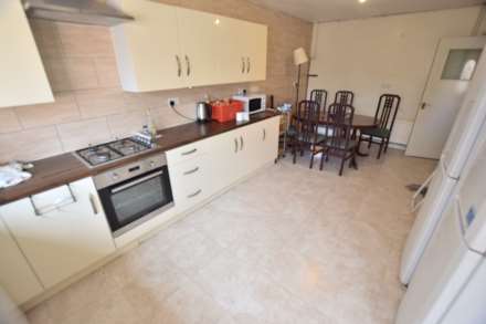 Foxhill Road, Reading, Image 2