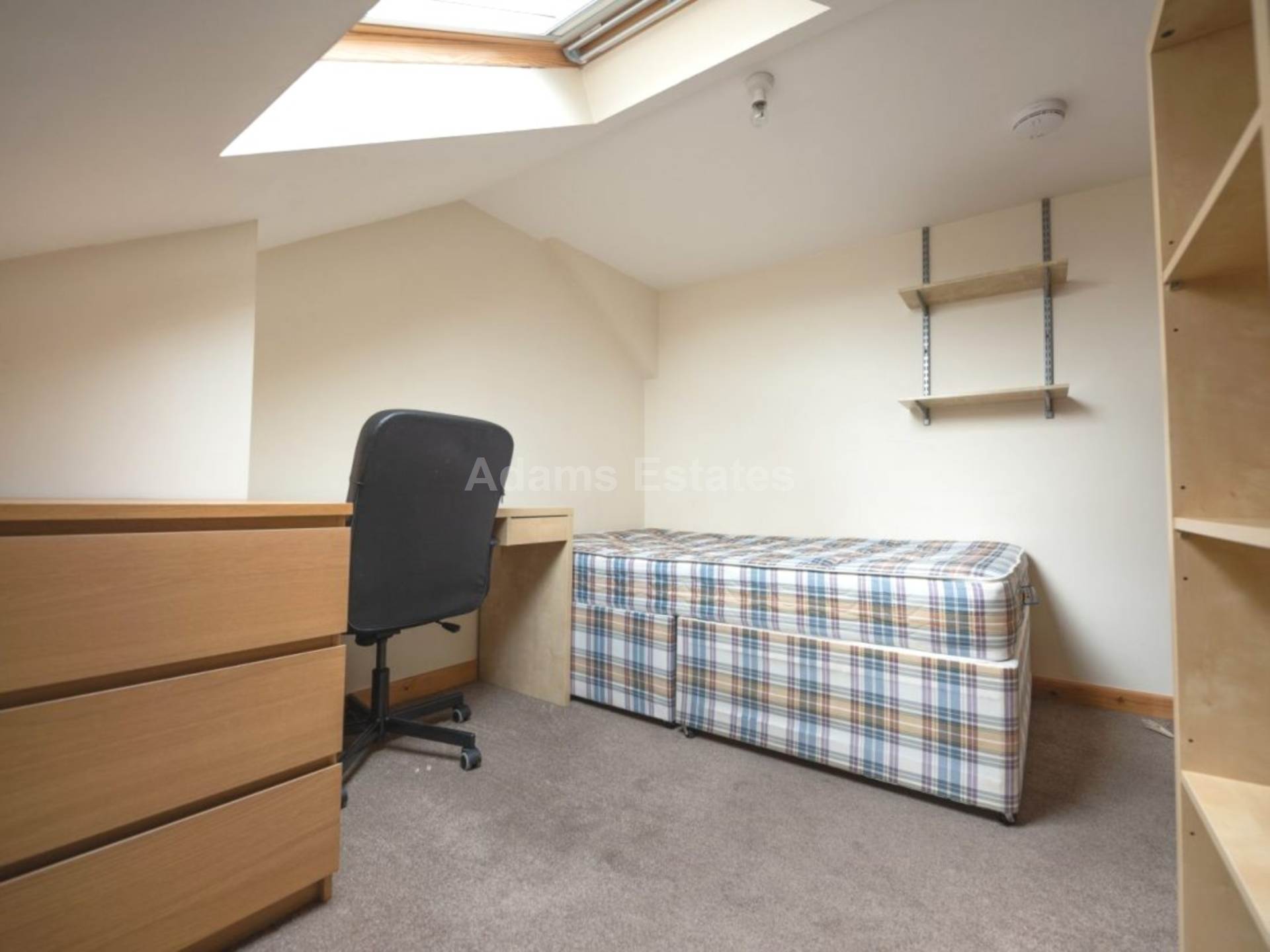 Blenheim Gardens, Reading, Image 11