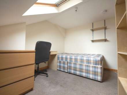 Blenheim Gardens, Reading, Image 11