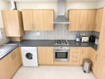 Kennet House, Regis Park Road, Image 3