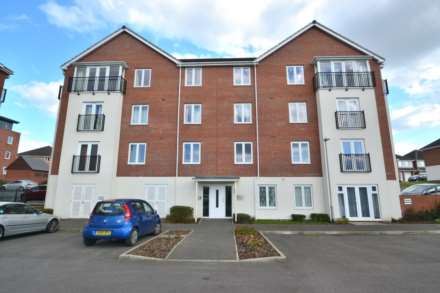 2 Bedroom Apartment, Kennet House, Regis Park Road, Reading