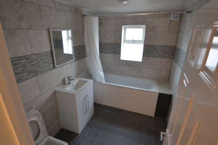 Radstock Road, Reading, Image 3