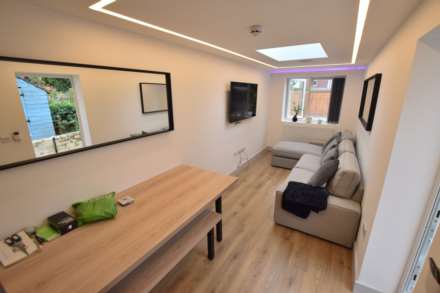 6 Bedroom Terrace, Hatherley Road, Reading