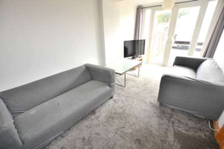 Property For Rent Spring Terrace, Reading