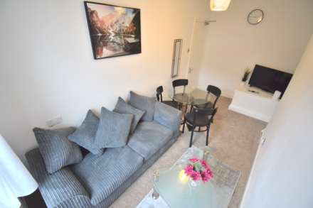 London Road, Reading, Image 2