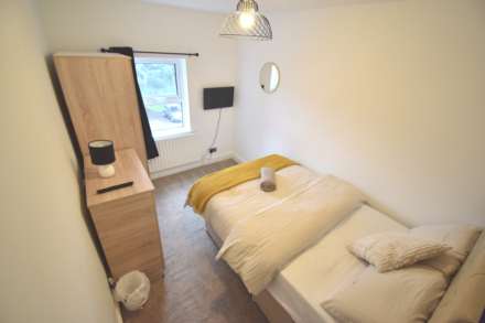 London Road, Reading, Image 6