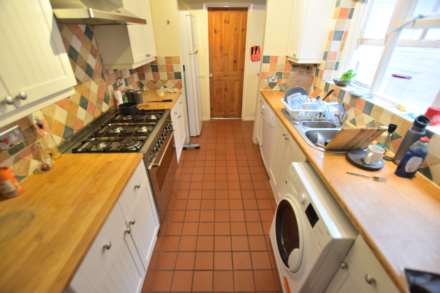 Pitcroft Avenue, Reading, Image 3