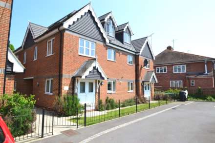 2 Bedroom Flat, Wokingham Road, Reading