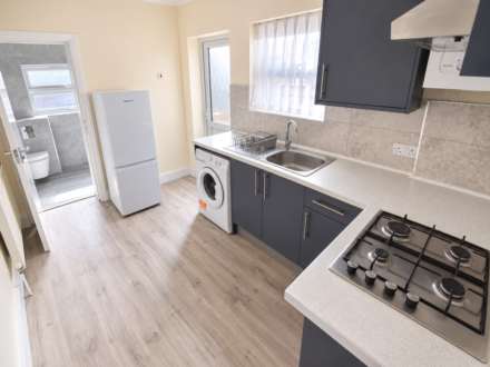 Property For Rent Gosbrook Road, Caversham, Reading
