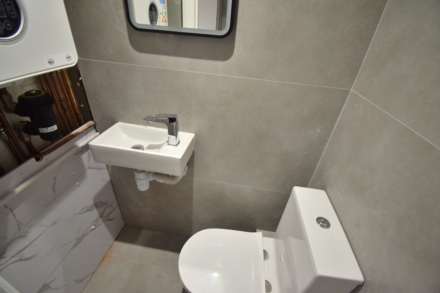 Cumberland Road, Reading, Image 4