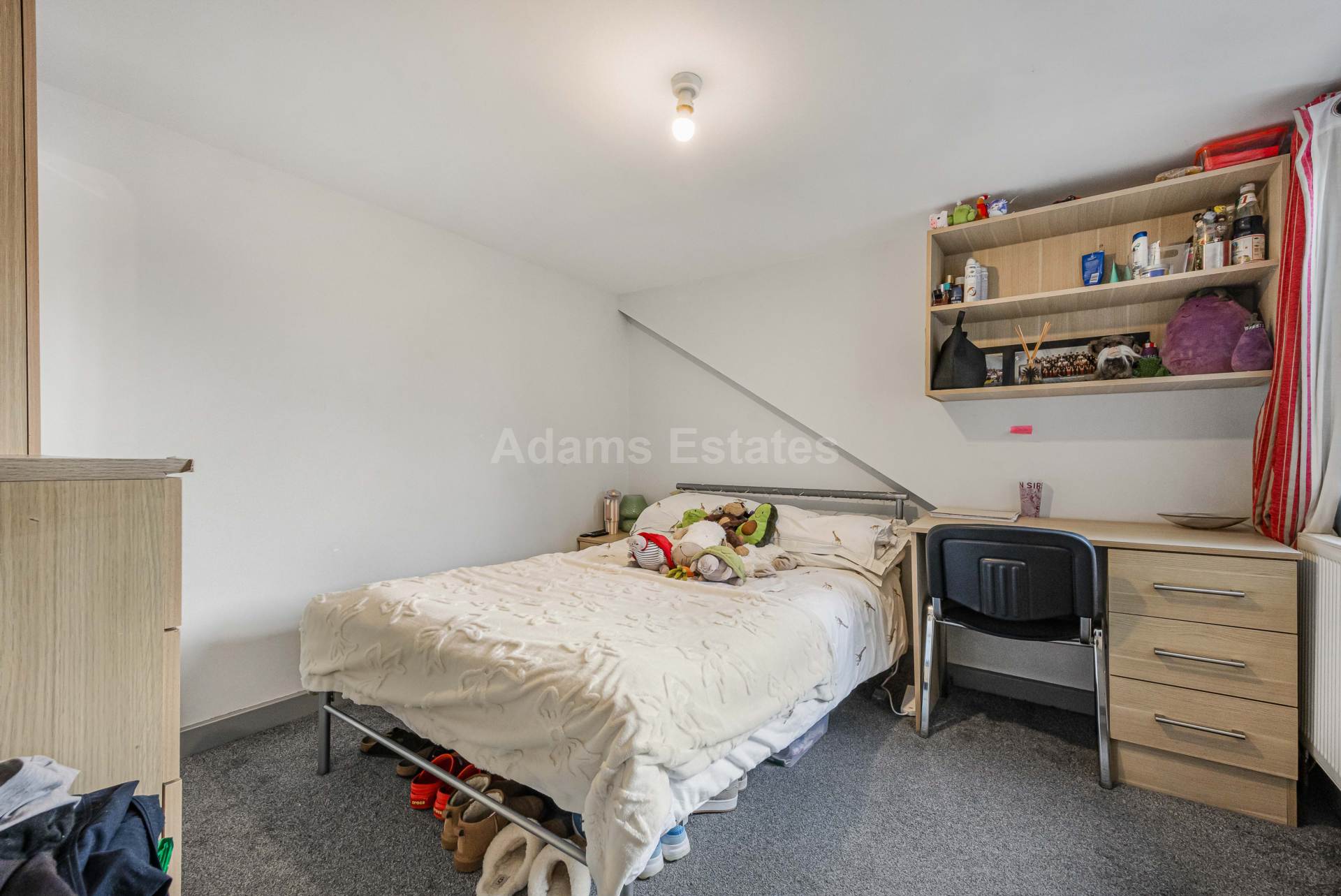 Donnington Gardens, Reading, Image 13