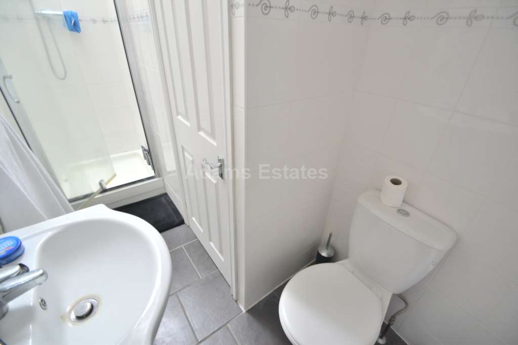 Hamilton Road, Reading, Image 4
