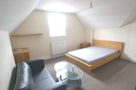 Hamilton Road, Reading, Image 2