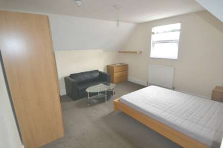 Hamilton Road, Reading, Image 3