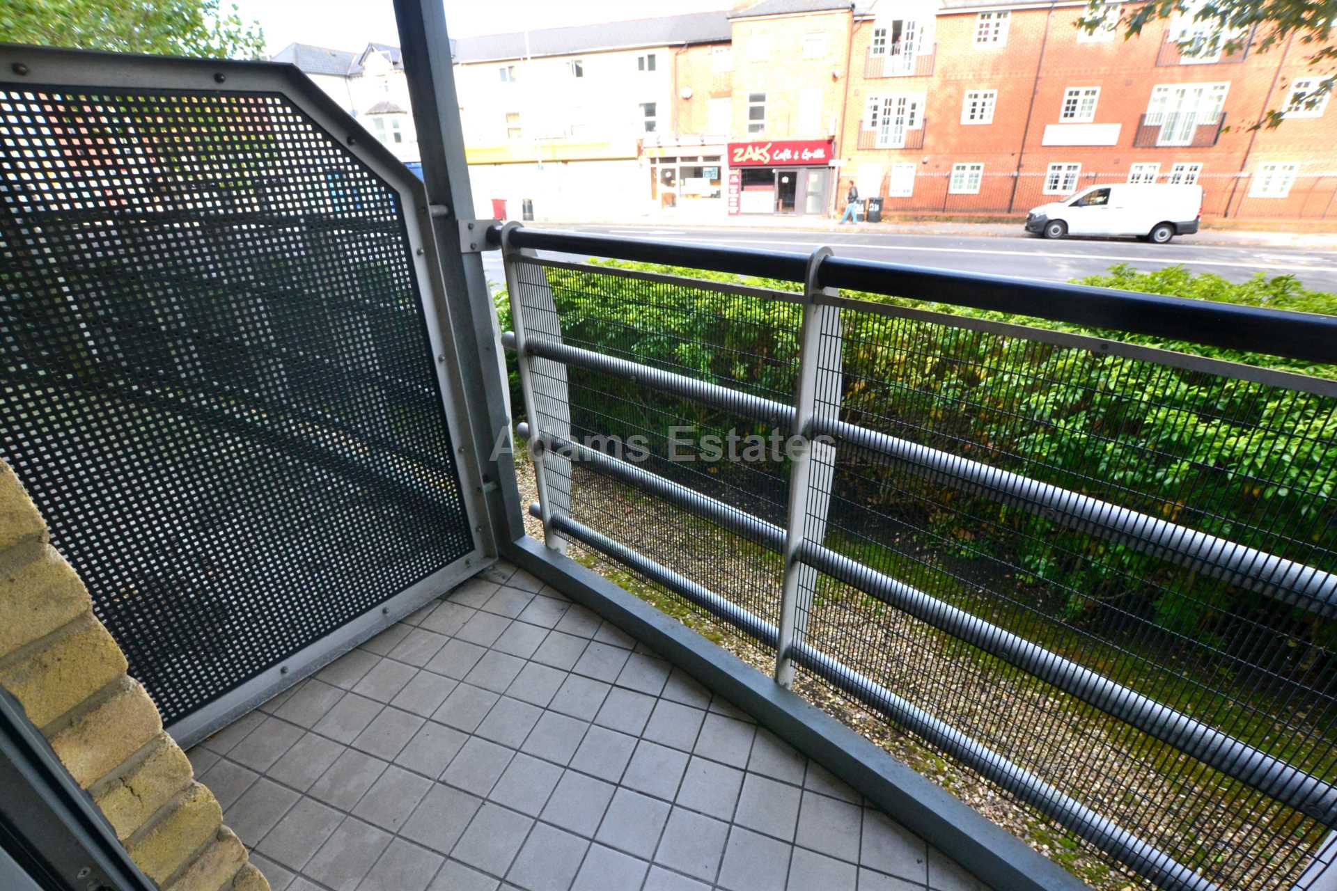 Quadrant Court, Reading, Image 12
