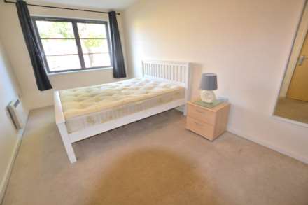 Quadrant Court, Reading, Image 9