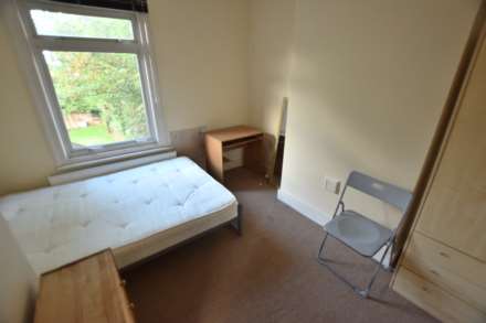 Crescent Road, Reading, Image 7