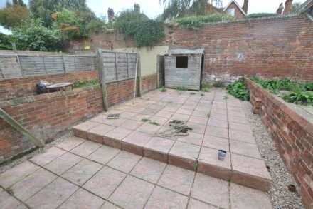 Donnington Gardens, Reading, Image 15