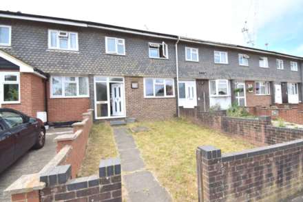 3 Bedroom Terrace, Hexham Road, Reading