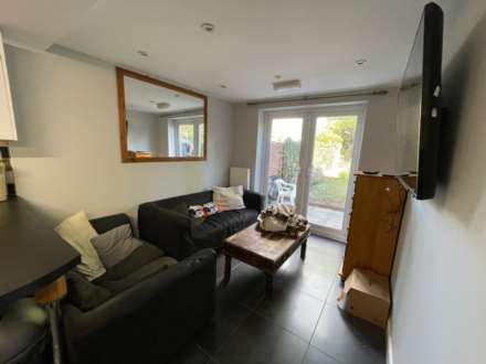 De Beauvoir Road, Reading, Image 1