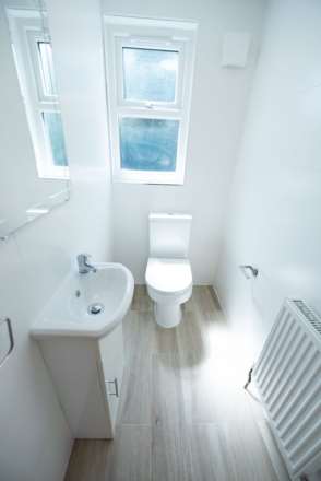 Foxhill Road, Reading, Image 11
