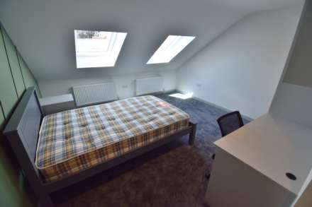 Donnington Gardens, Reading, Image 8