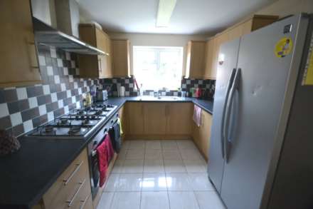 De Beauvoir Road, Reading,, Image 3