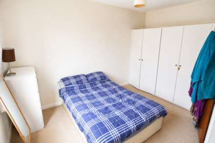 Watlington Street, Reading, Image 5