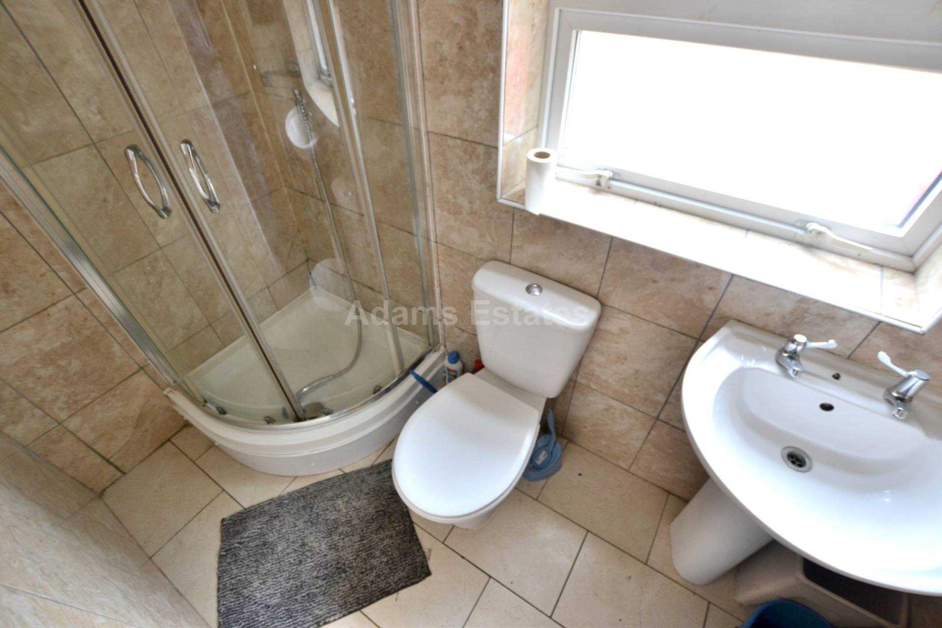 London Road, Reading, Image 7