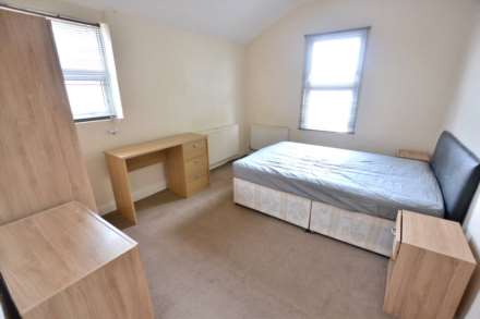 London Road, Reading, Image 12