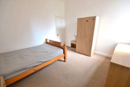 London Road, Reading, Image 4