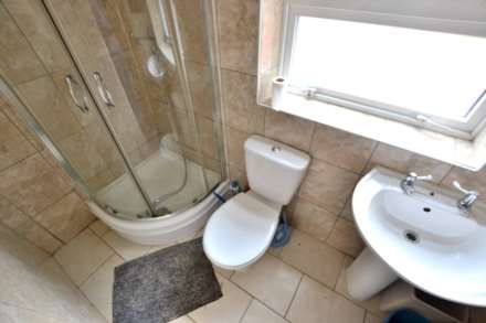 London Road, Reading, Image 7