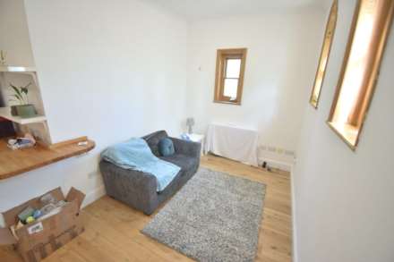 Wokingham Road, Reading, Image 3
