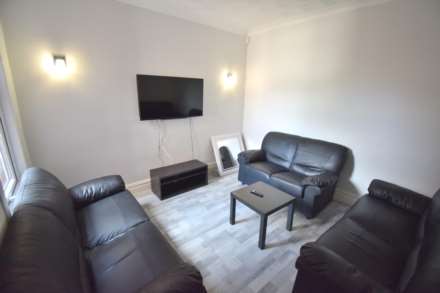 London Road, Reading, Image 1