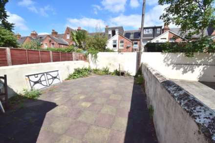 London Road, Reading, Image 15