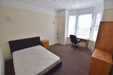 London Road, Reading, Image 3